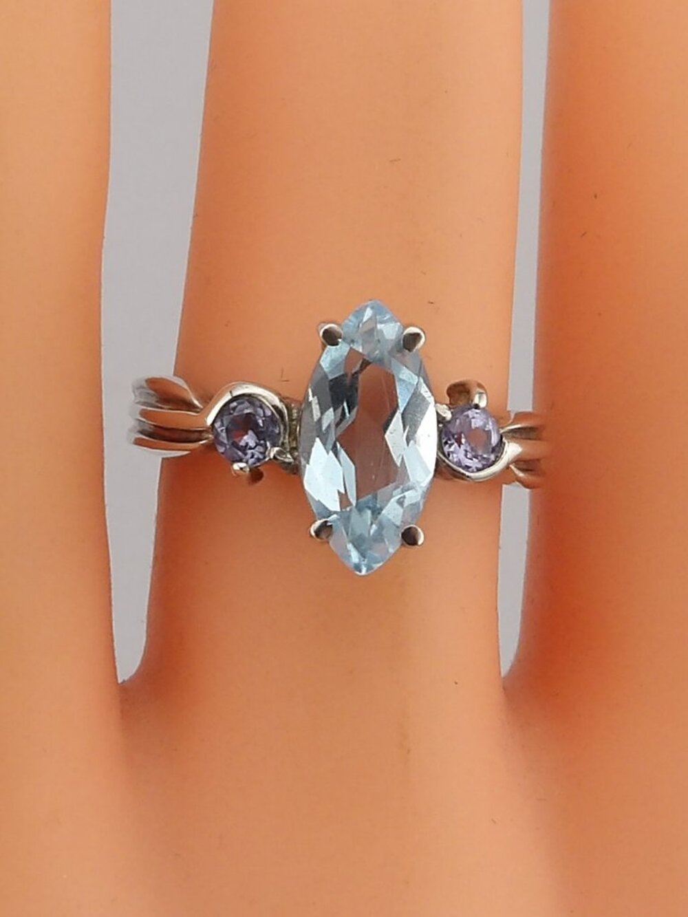 Vintage Blue Topaz Blue Cubic Zirconia Sterling Silver Ring